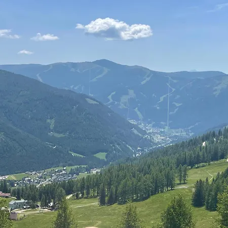Morgensonne - Sonniger Bergblick über Apartamento Bad Kleinkirchheim